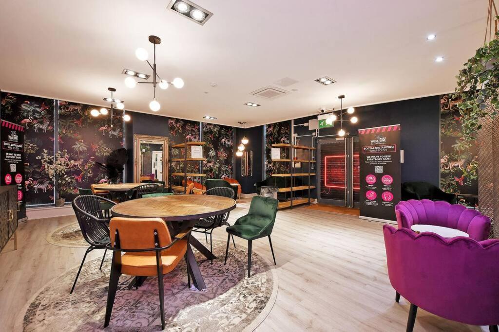 Perfectly Located City Centre Studio Apartment - West One With Free Wifi, Gym Access, Netflix Шеффілд Екстер'єр фото